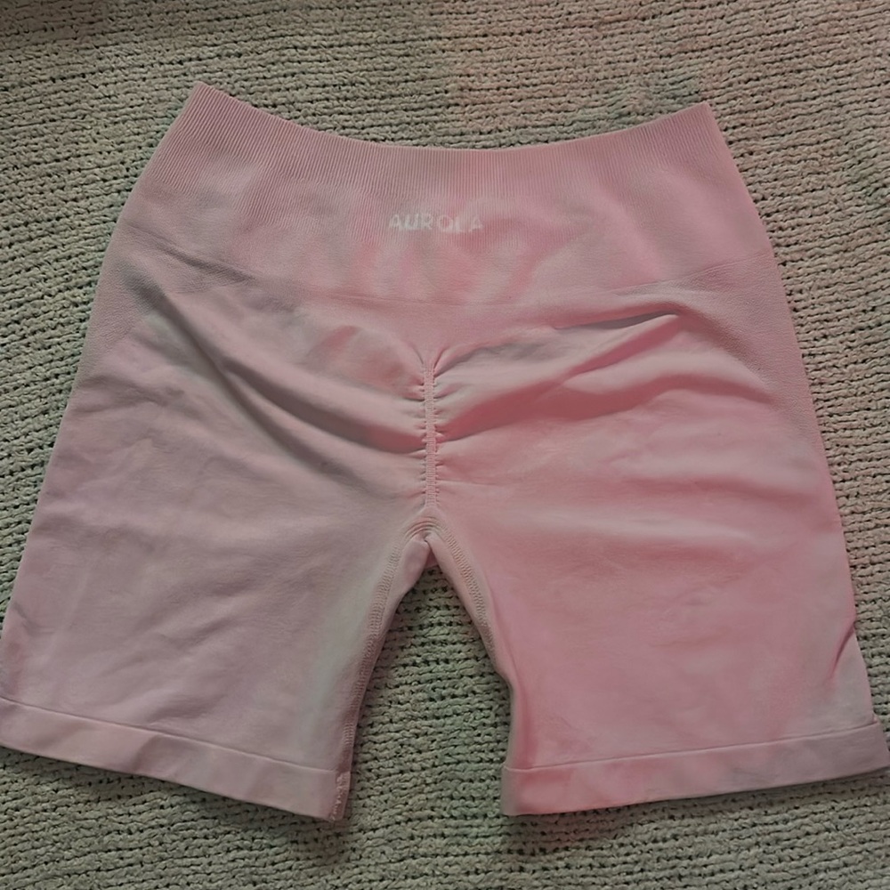 Aurola pink gym shorts